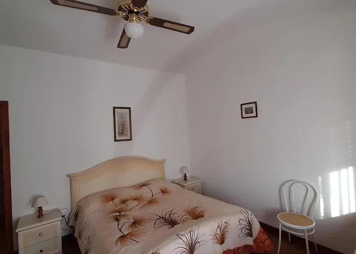 Casa Thea Codice Citra Zero Undici Zero Diciassette Lt 0633 Apartman Levanto